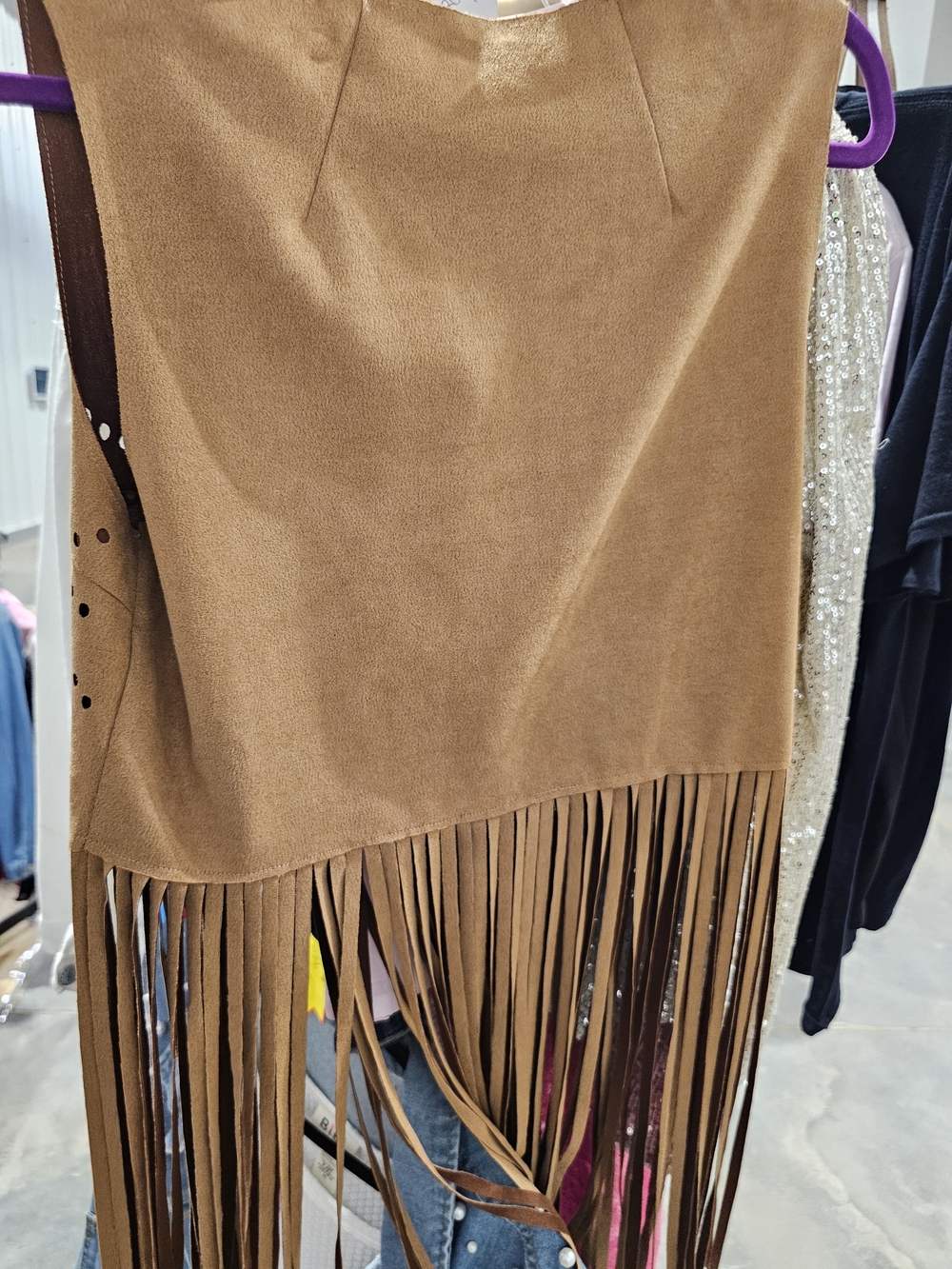 Fringed Suede-Style Women’s Vest - Tan - Picture 2 of 2